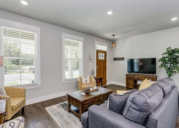 Lone Oak House