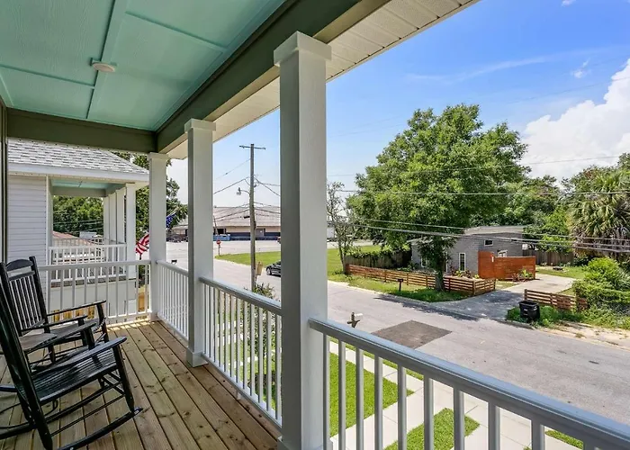 Holiday home Lone Oak House