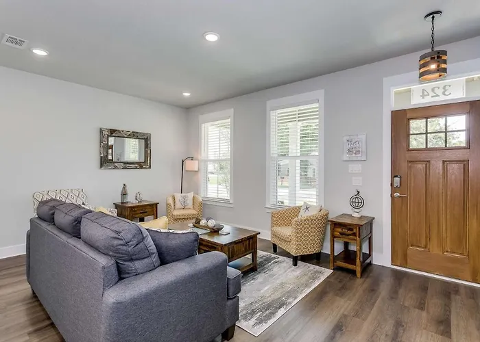 Holiday home Lone Oak House